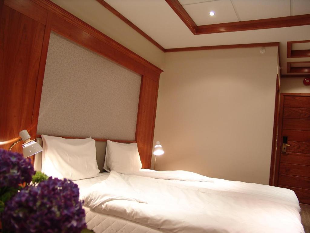 Alver Hotel Alversund Cameră foto